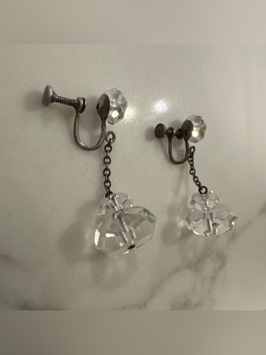Jewelry - Vintage Faceted Crystal Drop Twist-On Earrings - Clear